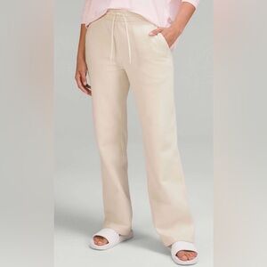 NWOT NEW Lululemon Loungeful Straight Leg Pant White Opal